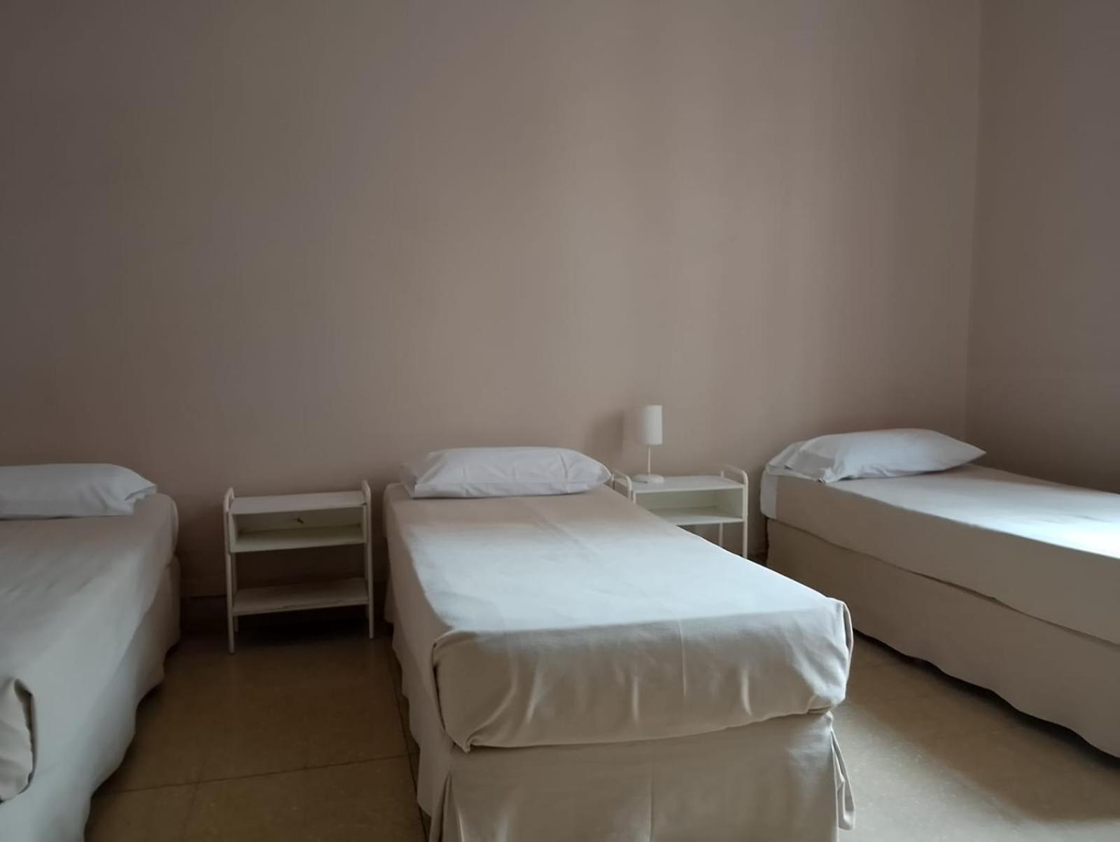 Family Room,1751347986:JPEG
